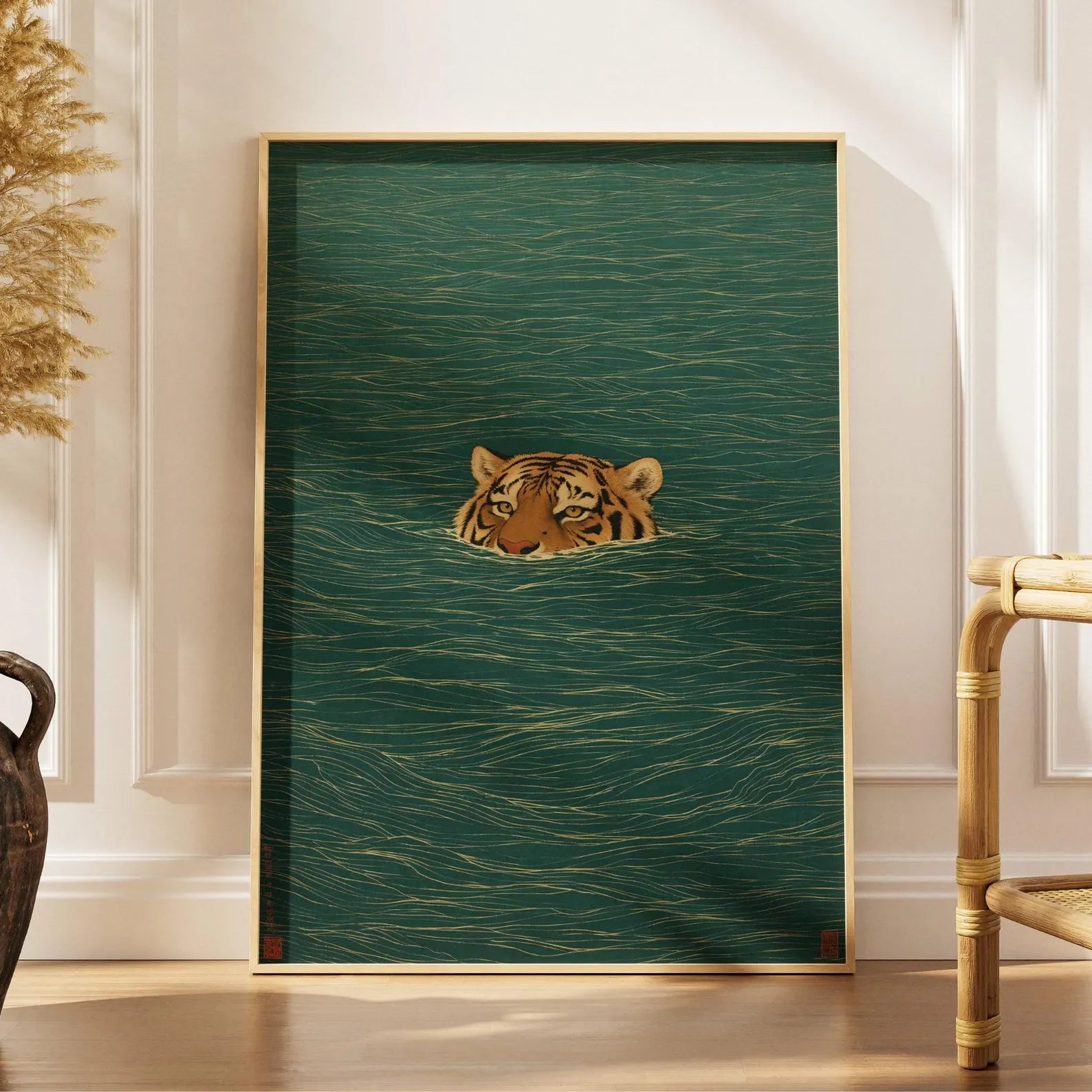 The tiger in the middle of the Sea